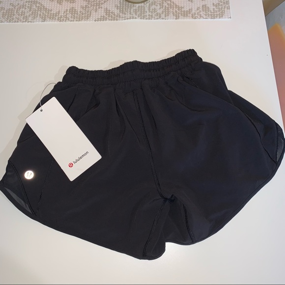lululemon hotty hots long 4” new with tags